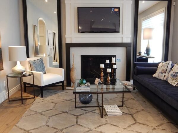 Make-Your-Apartment-Look-Bigger -01